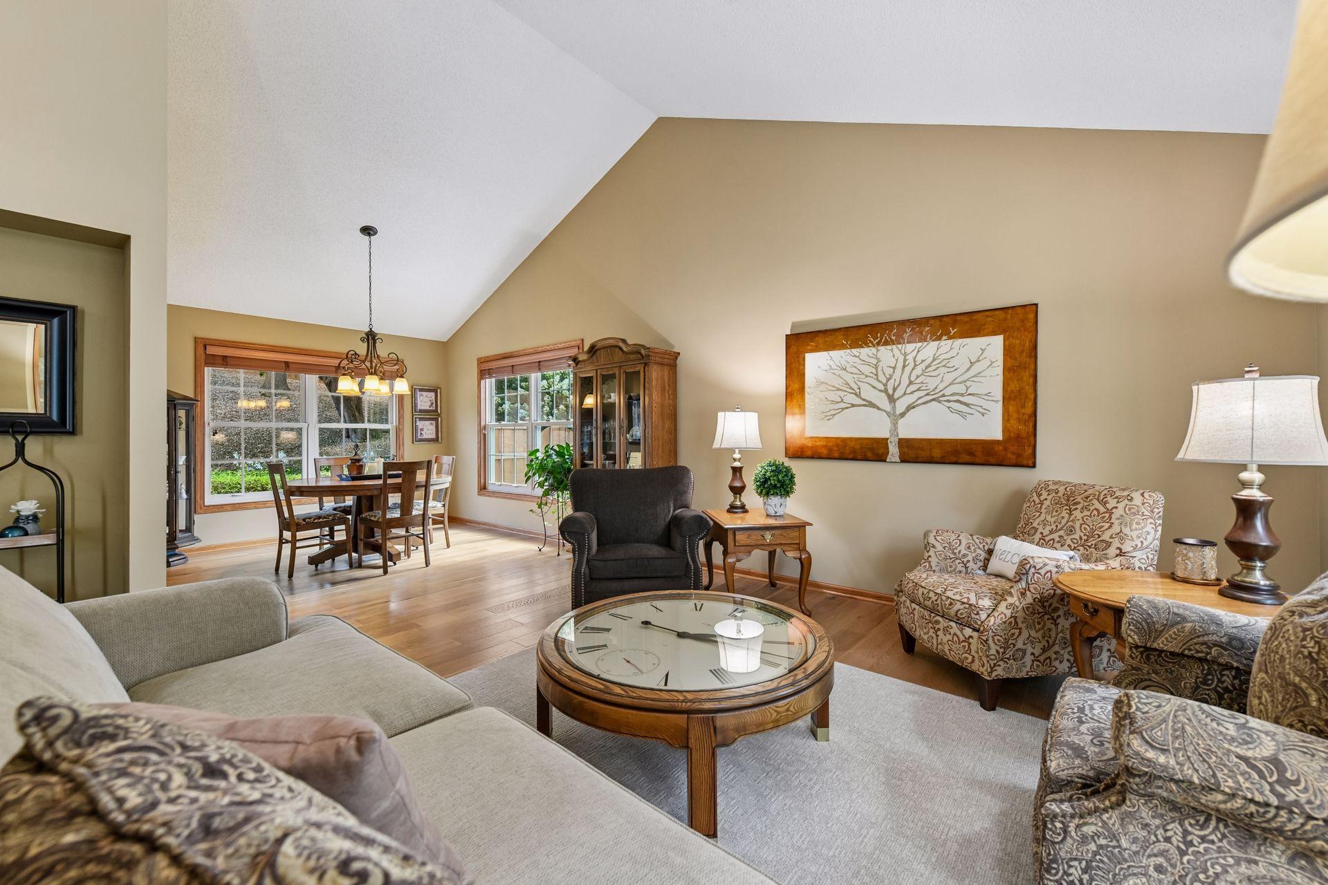6601 Arlington Court