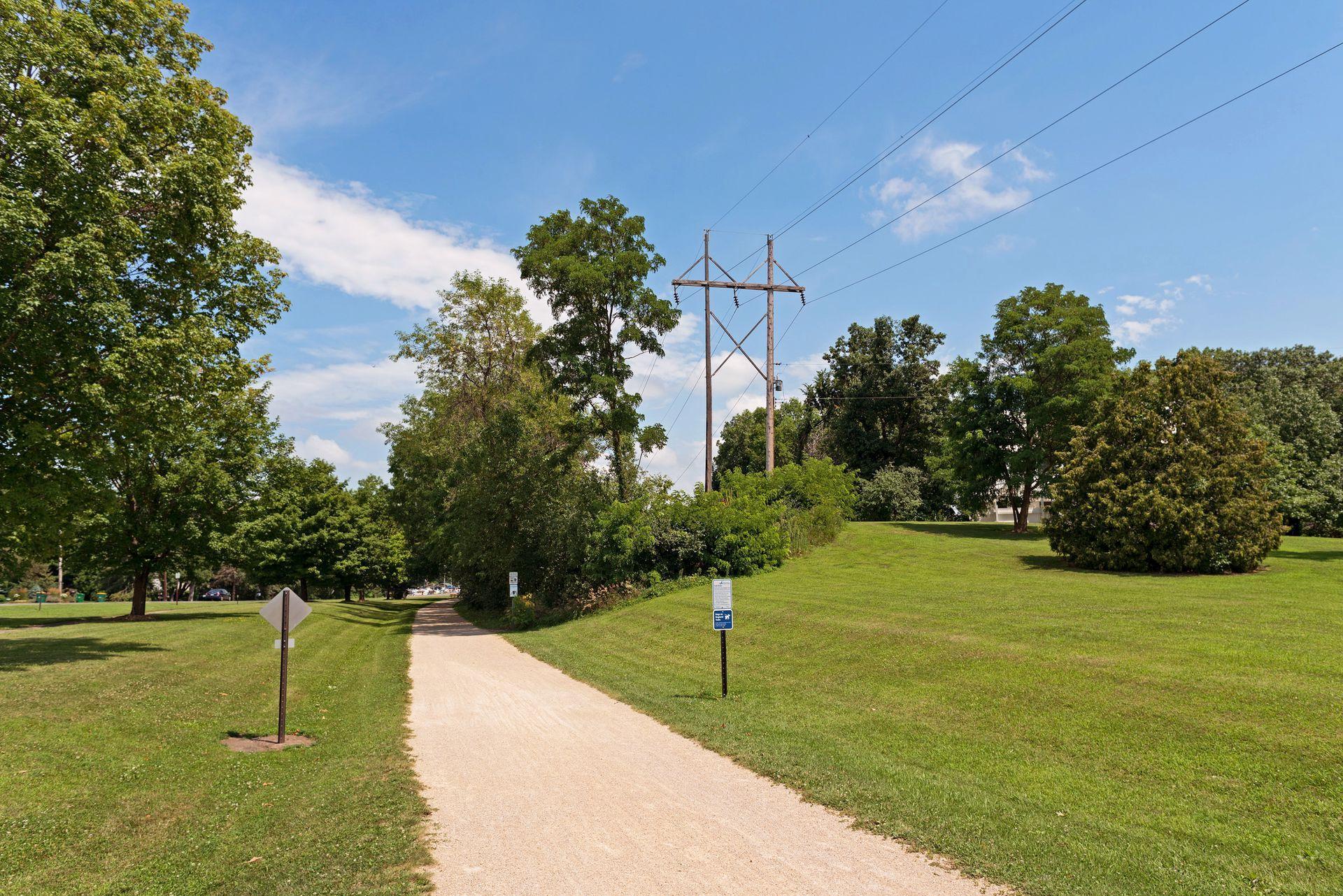 3419 Groveland Lane