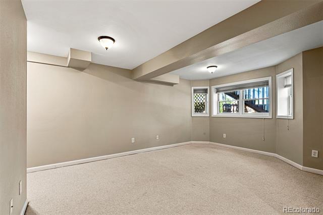 851 W Dry Creek Road