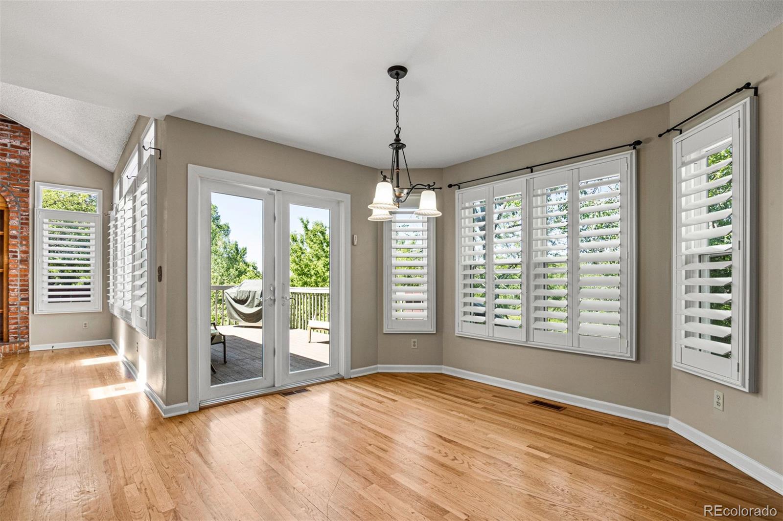 851 W Dry Creek Road