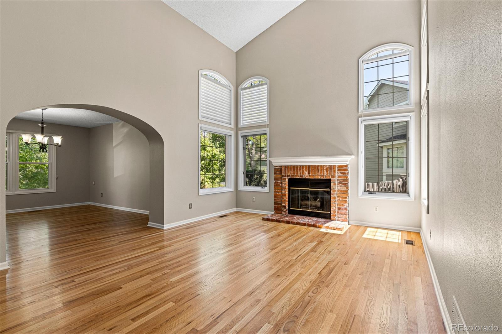 851 W Dry Creek Road