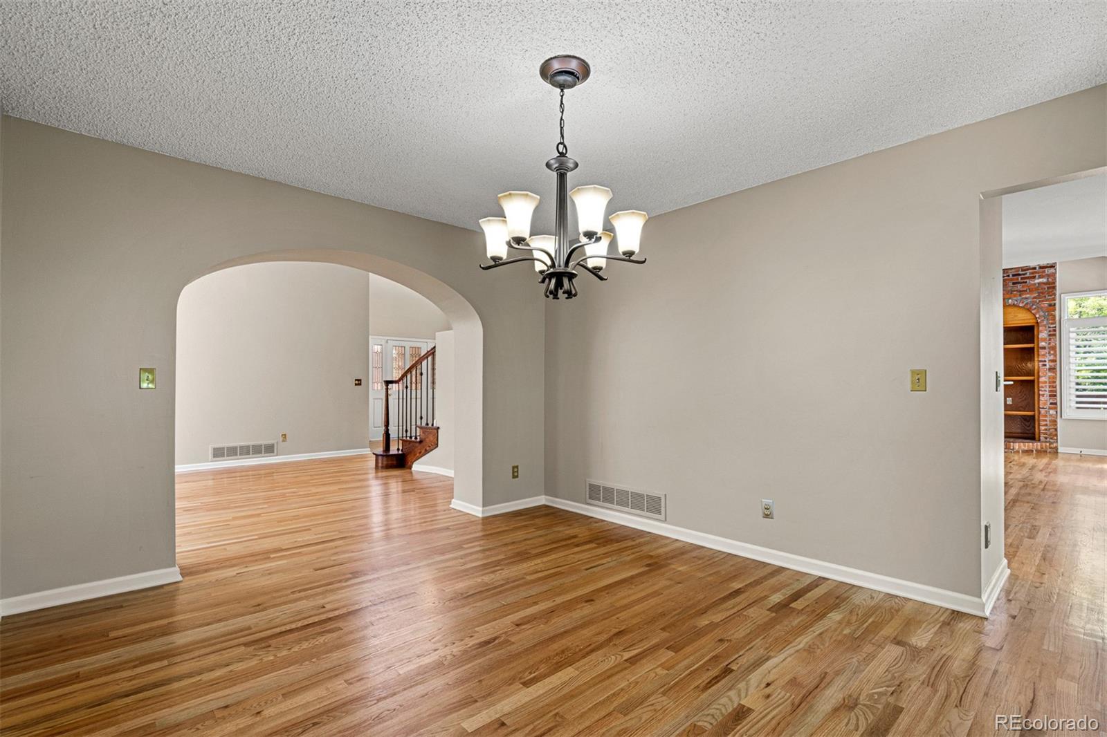 851 W Dry Creek Road