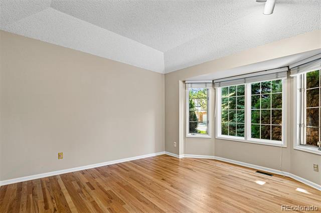 851 W Dry Creek Road