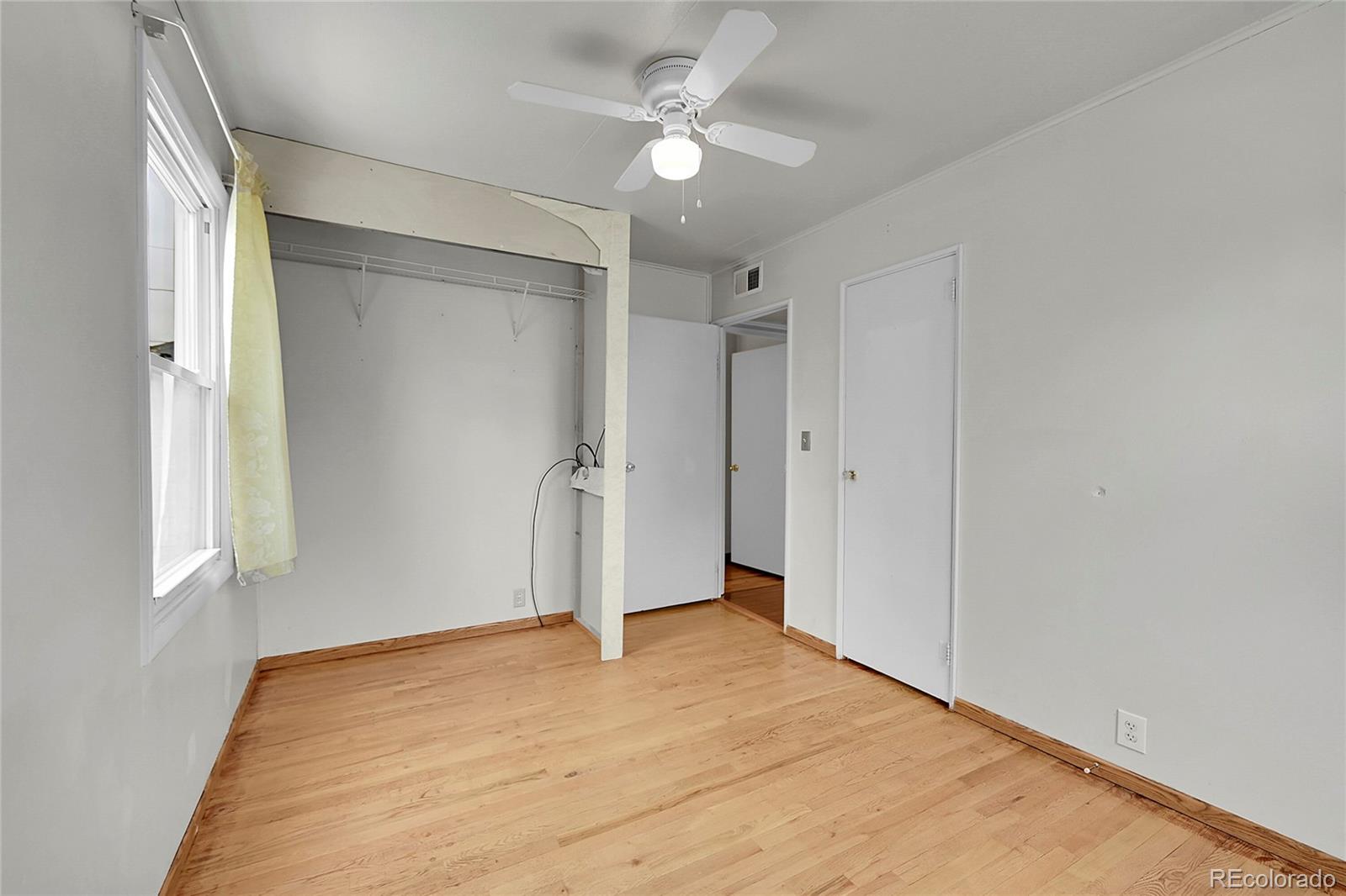 2101 S Corona Avenue