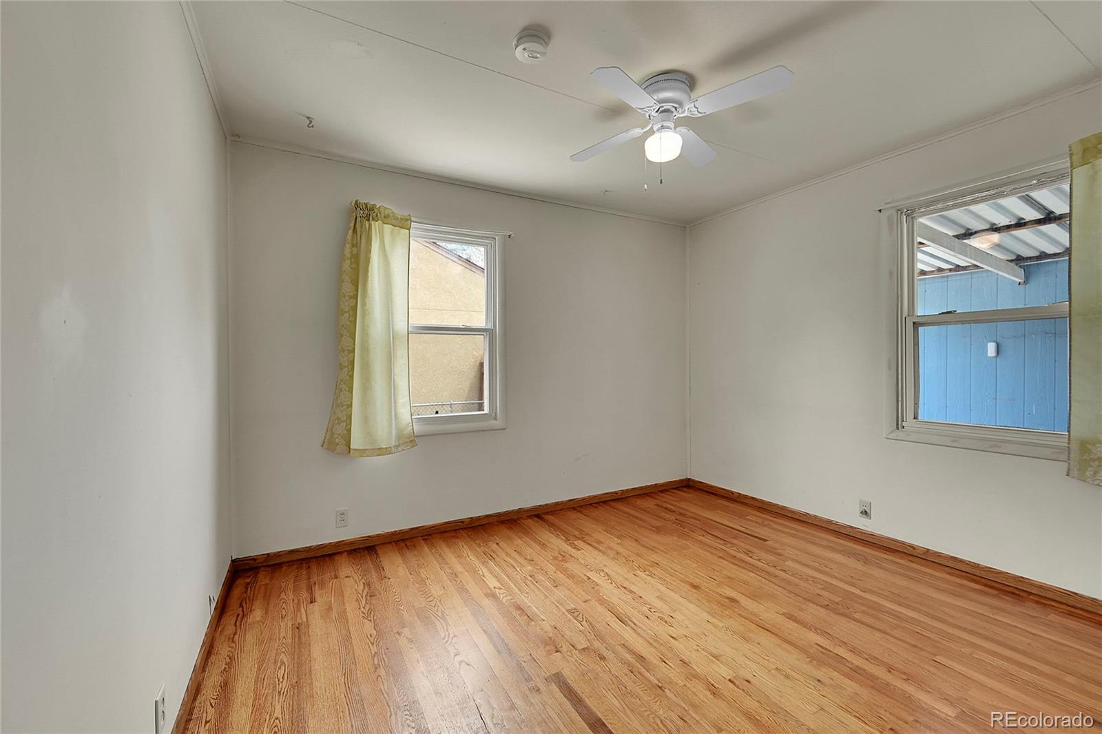 2101 S Corona Avenue