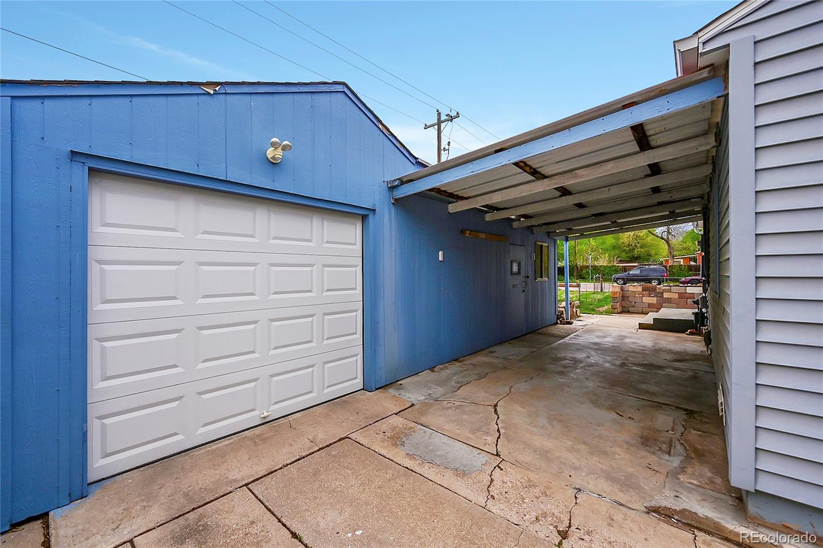 2101 S Corona Avenue