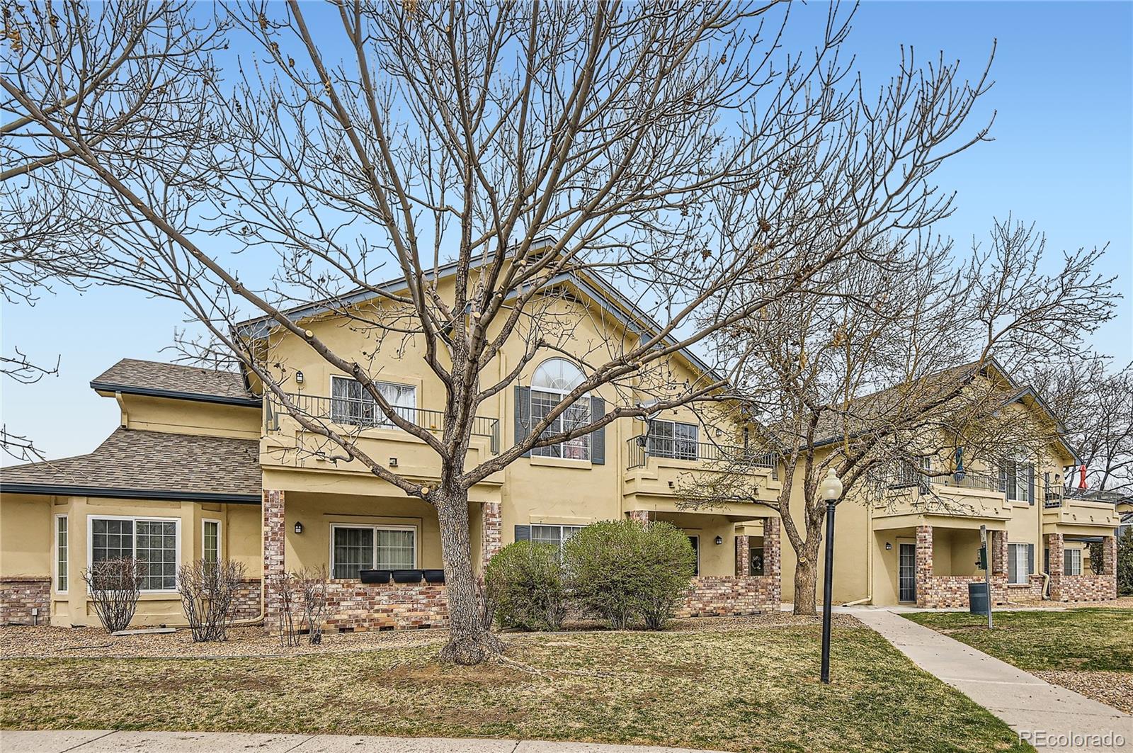 8623 E Dry Creek Road Unit: 421