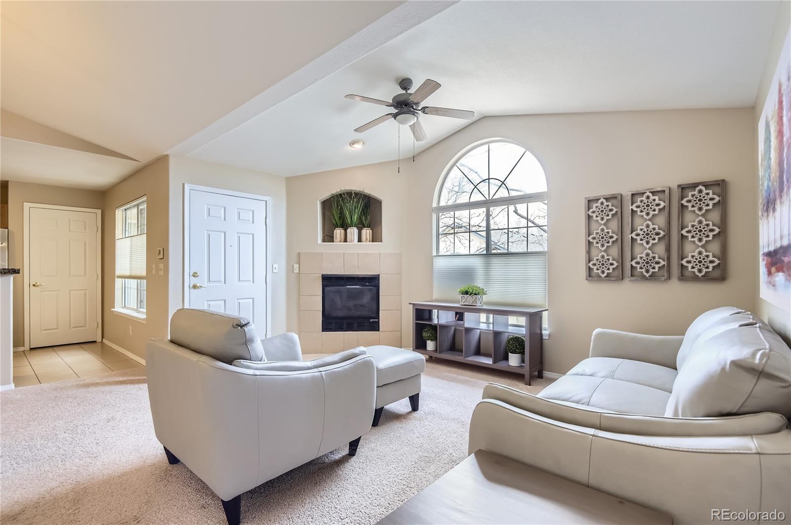 8623 E Dry Creek Road Unit: 421