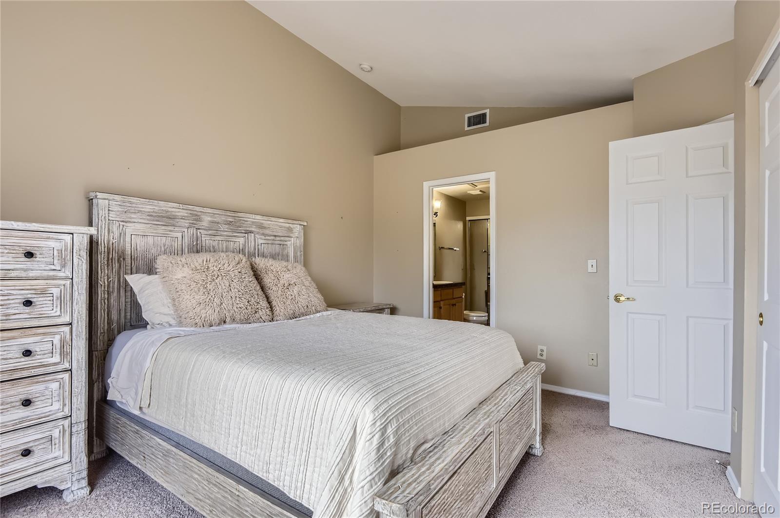 8623 E Dry Creek Road Unit: 421