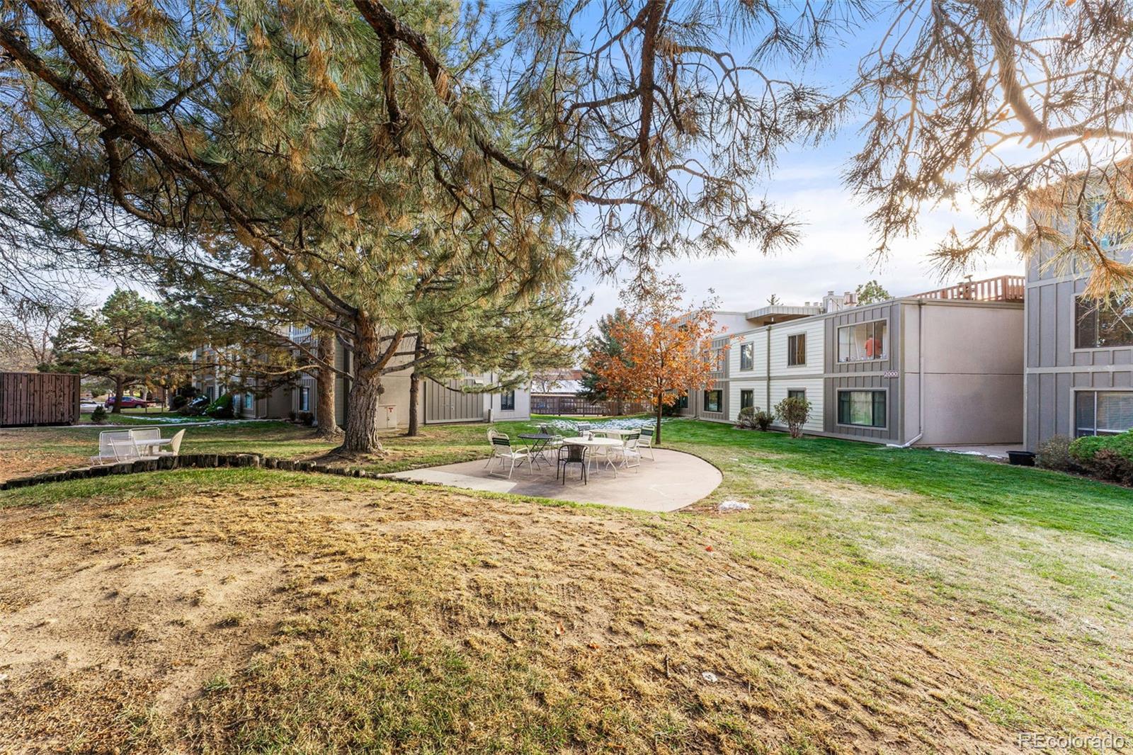 2525 S Dayton Way Unit: 2202