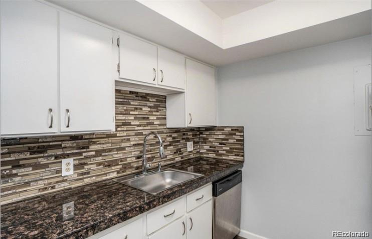 1960 S Xanadu Way Unit: 205