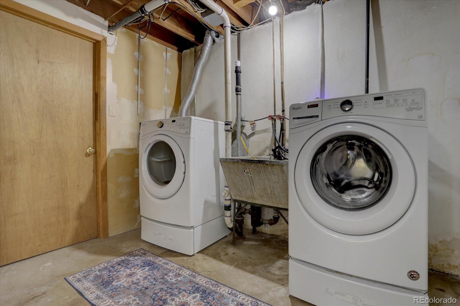 4192 W Eastman Avenue