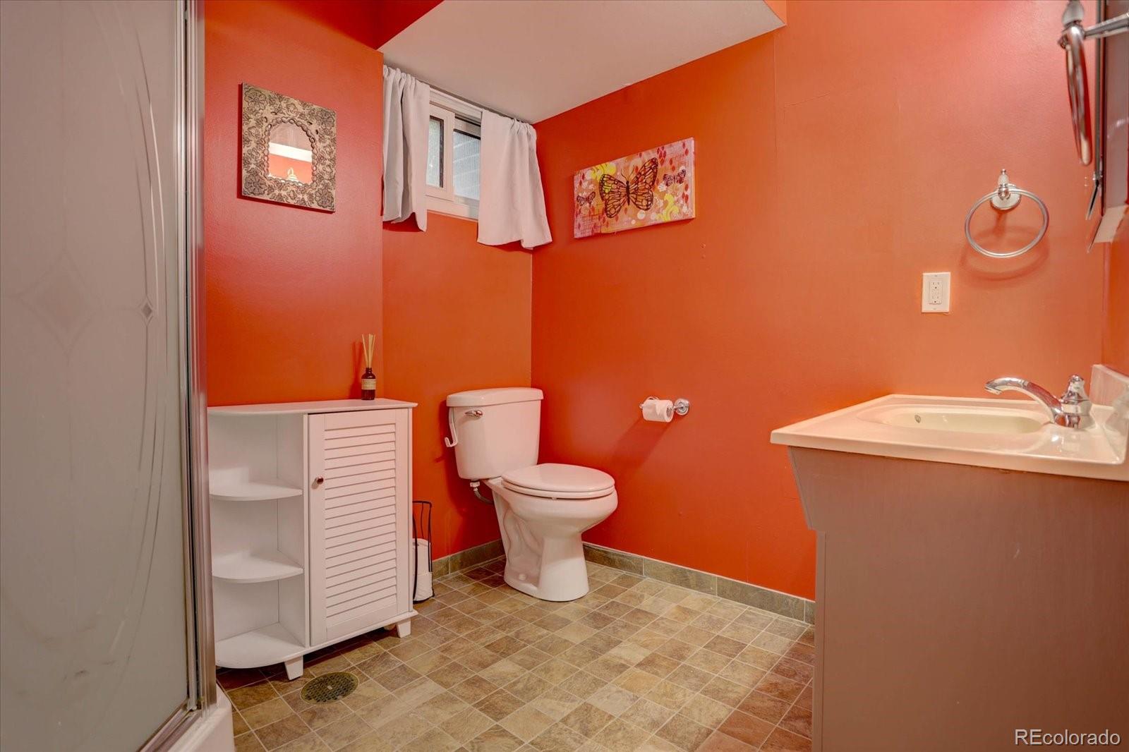 4192 W Eastman Avenue