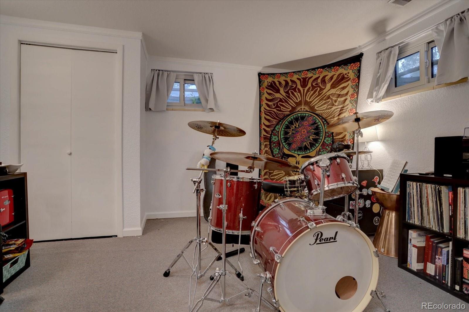 4192 W Eastman Avenue