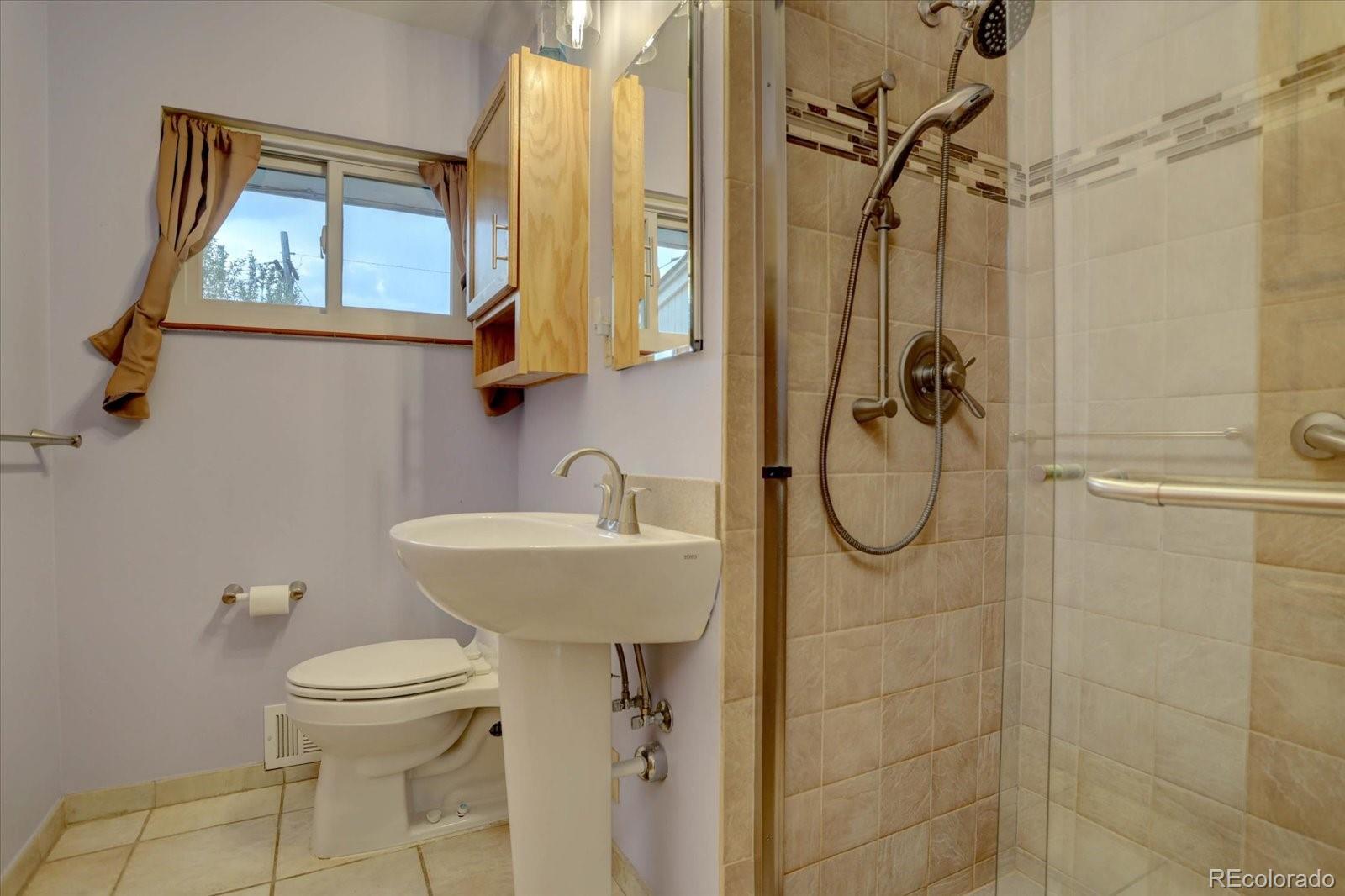 4192 W Eastman Avenue