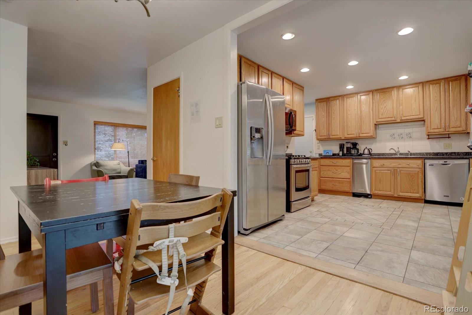 4192 W Eastman Avenue