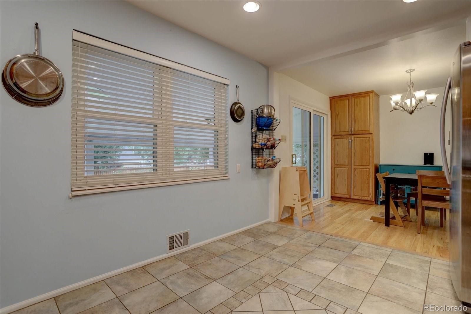 4192 W Eastman Avenue