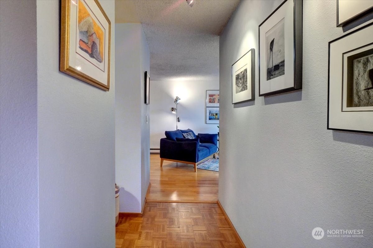 3501 SW Holden Street Unit: 406