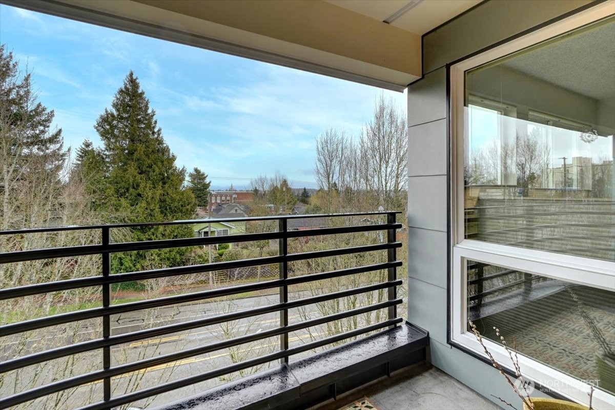 3501 SW Holden Street Unit: 406