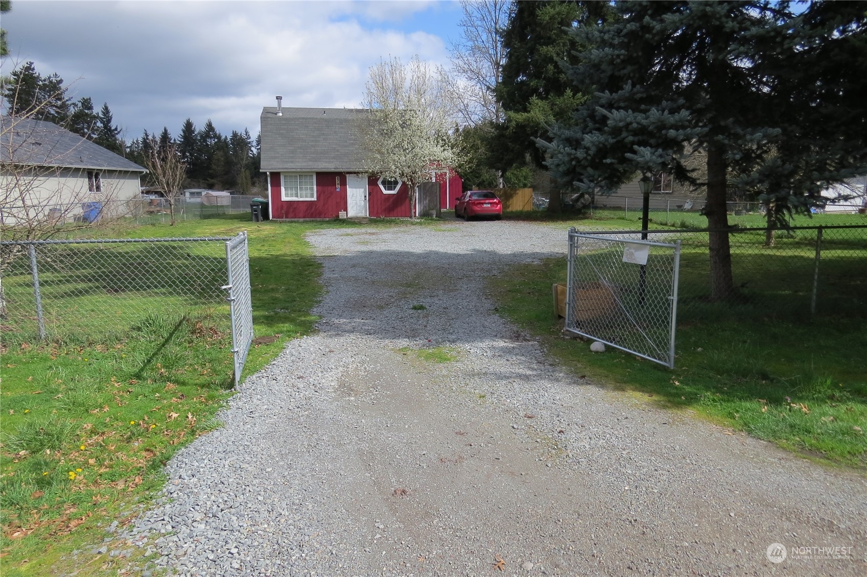 8745 Thuja Avenue SE