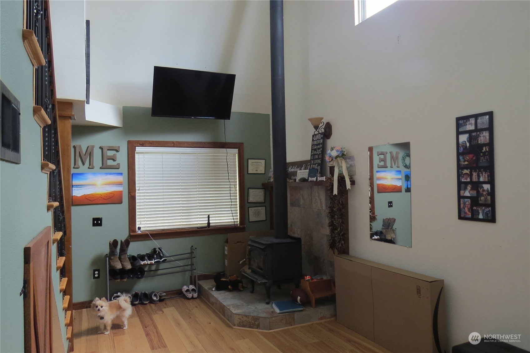 8745 Thuja Avenue SE