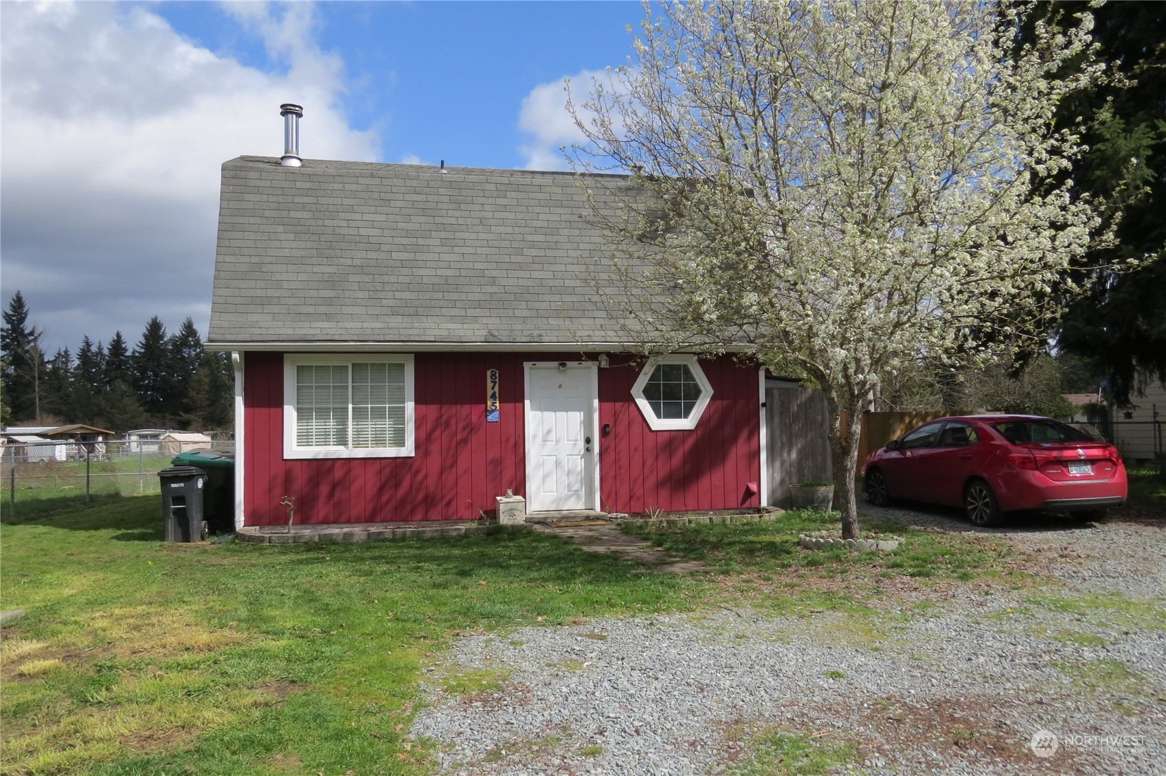 8745 Thuja Avenue SE