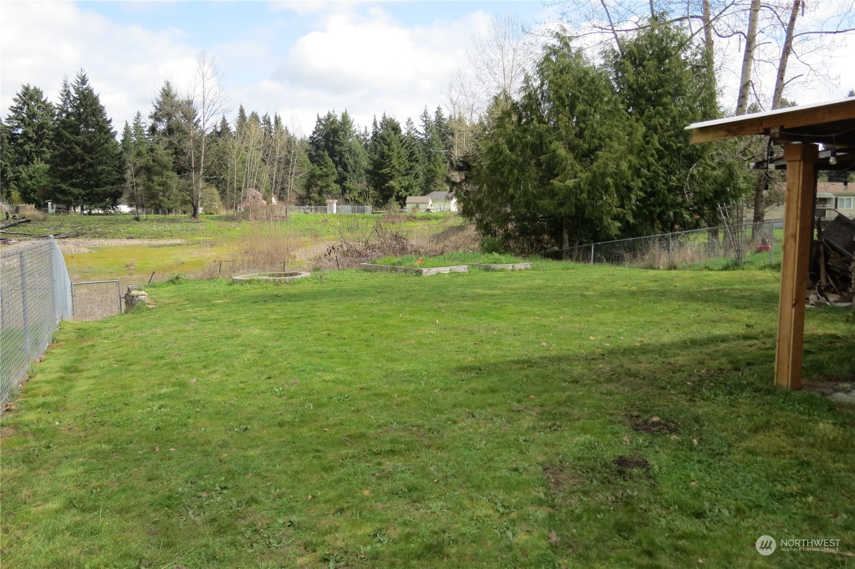 8745 Thuja Avenue SE