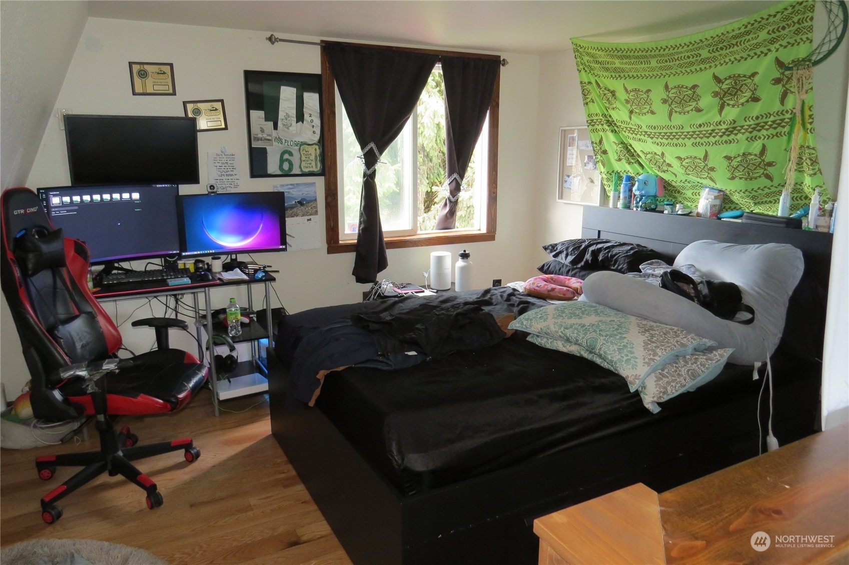 8745 Thuja Avenue SE