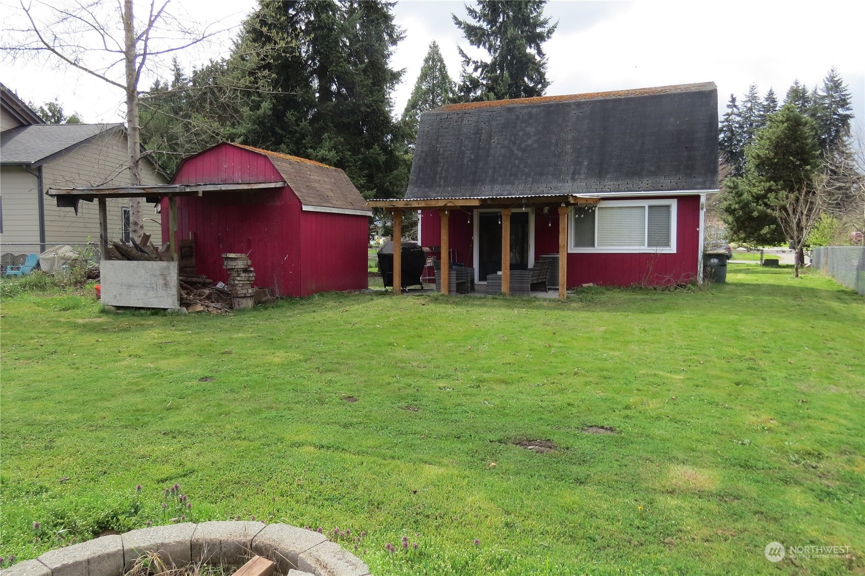 8745 Thuja Avenue SE