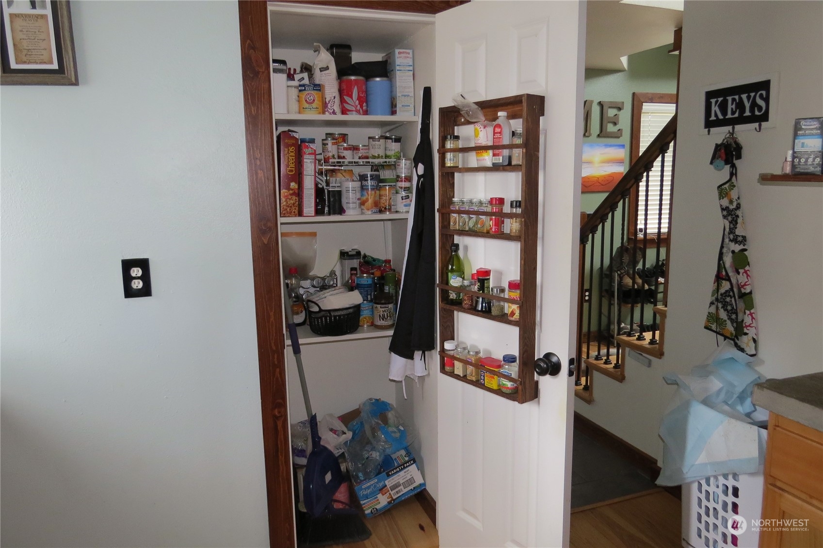 8745 Thuja Avenue SE