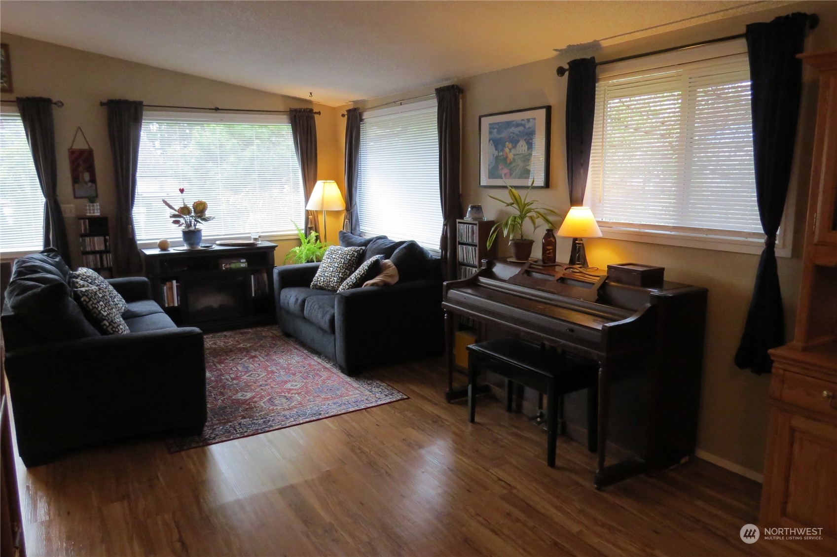 128 Wind Sand Lane W