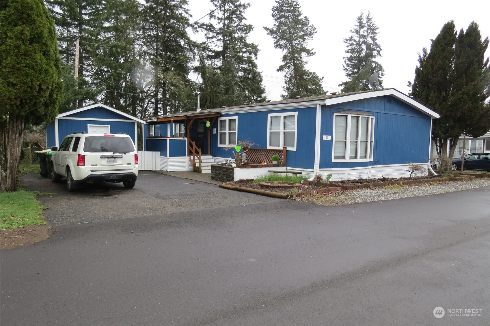 6748 Fir Tree Road SE Unit: 11