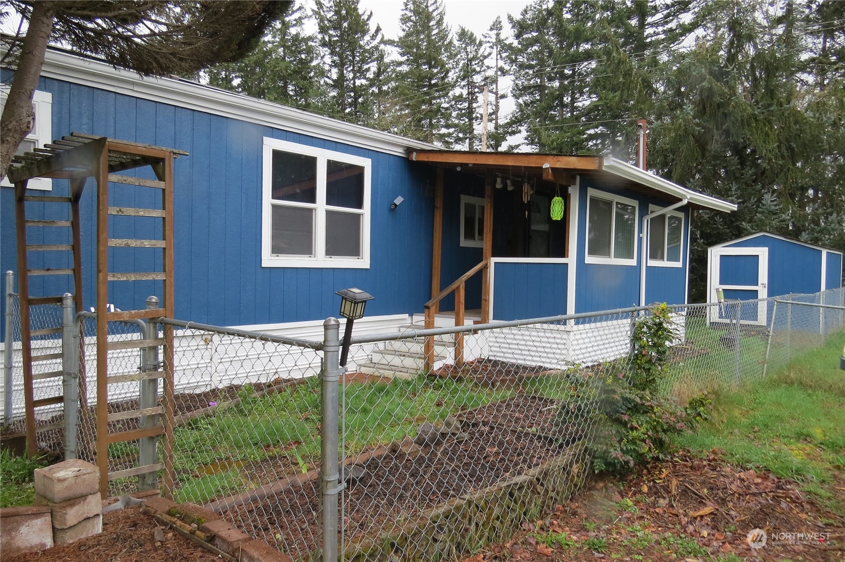 6748 Fir Tree Road SE Unit: 11