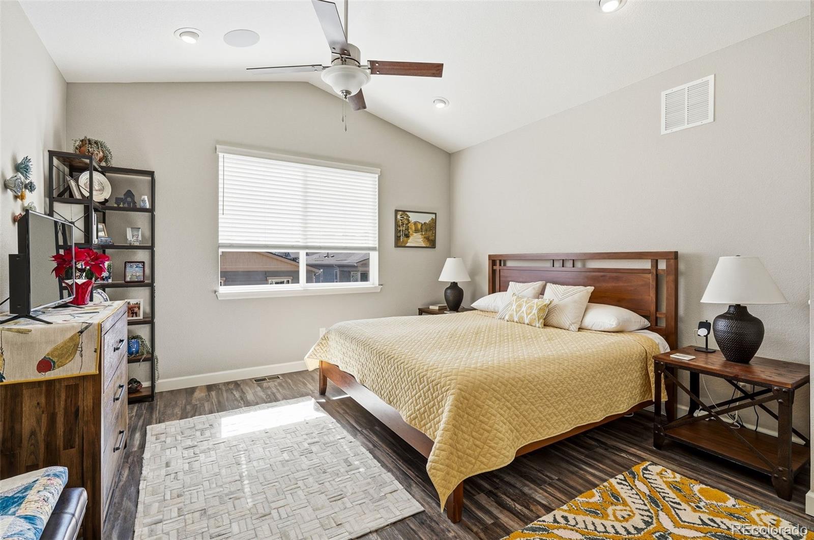 2185 Peralta Loop