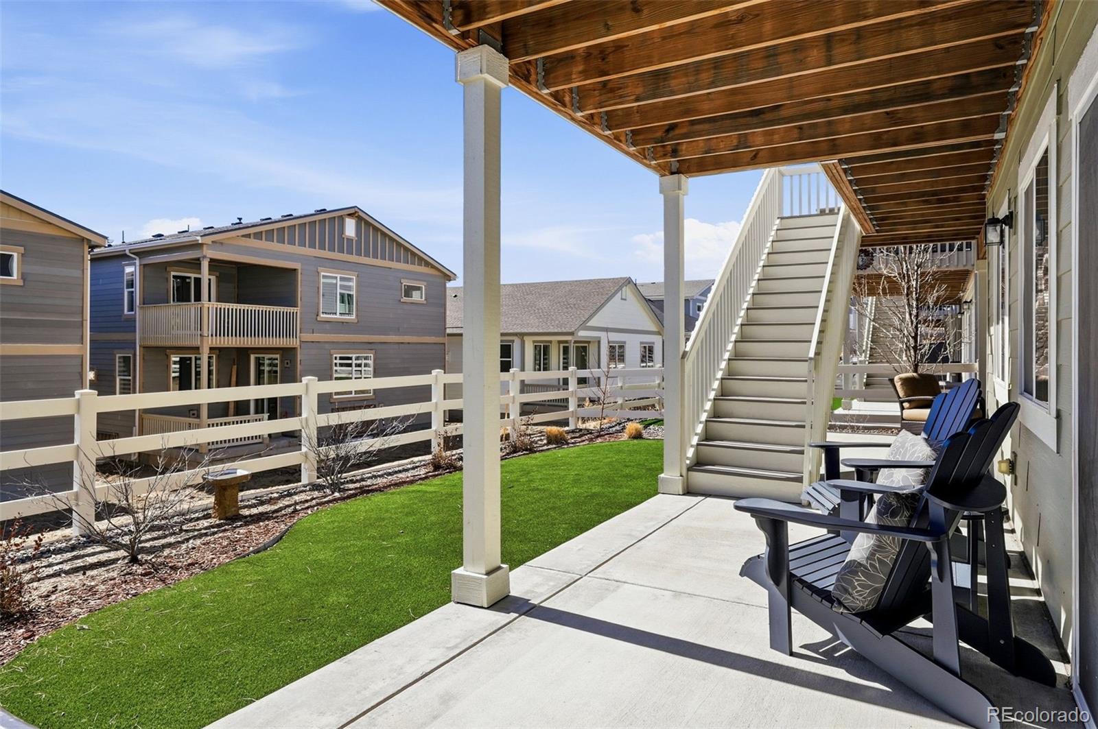 2185 Peralta Loop