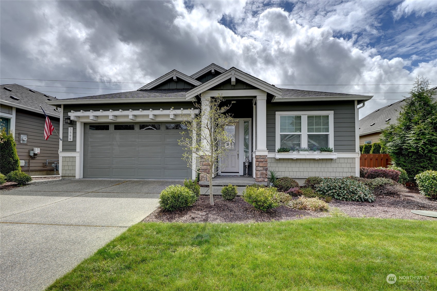 3806 Eagledale Court SE