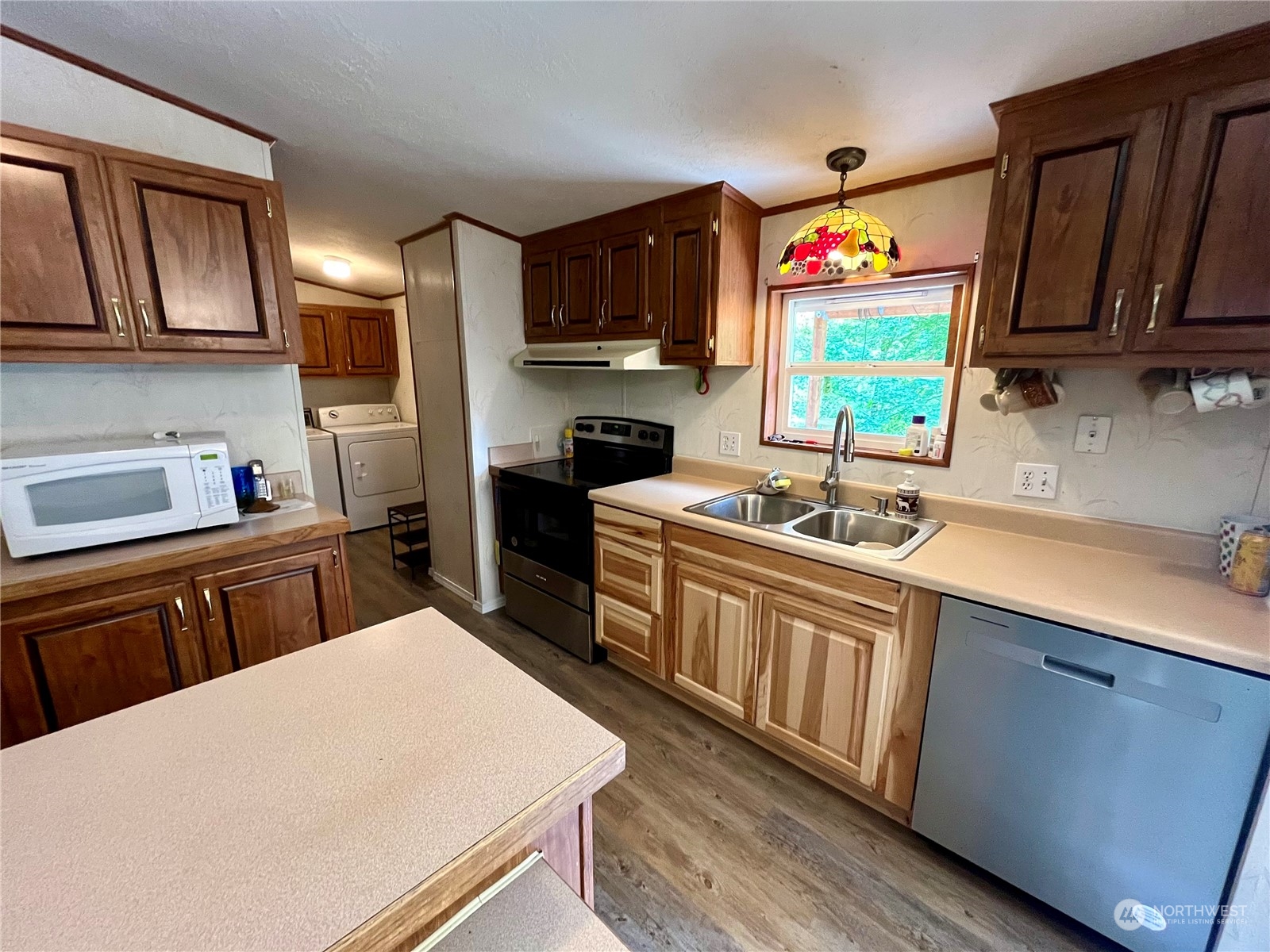 320 SE Picadilly Drive