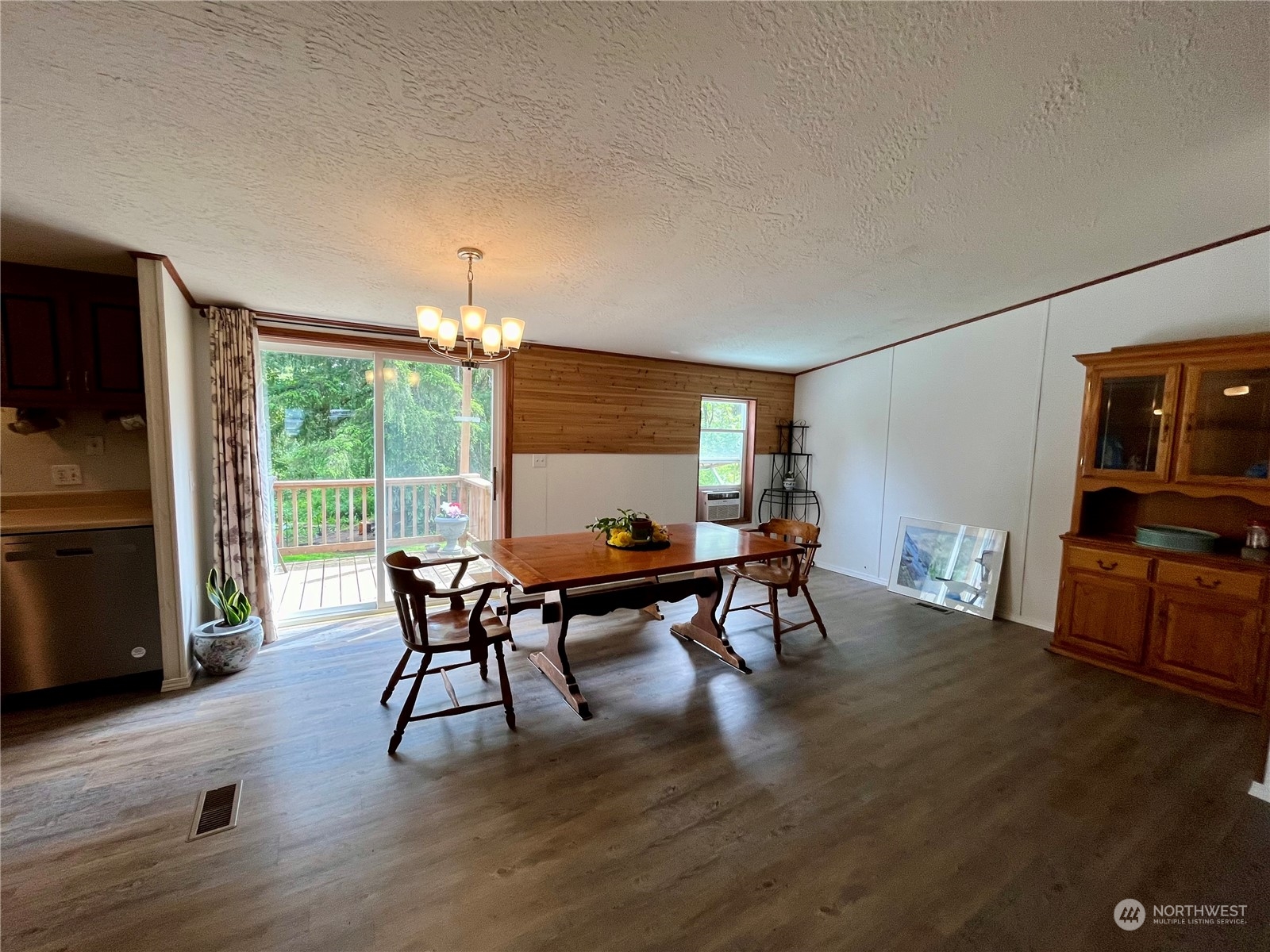 320 SE Picadilly Drive