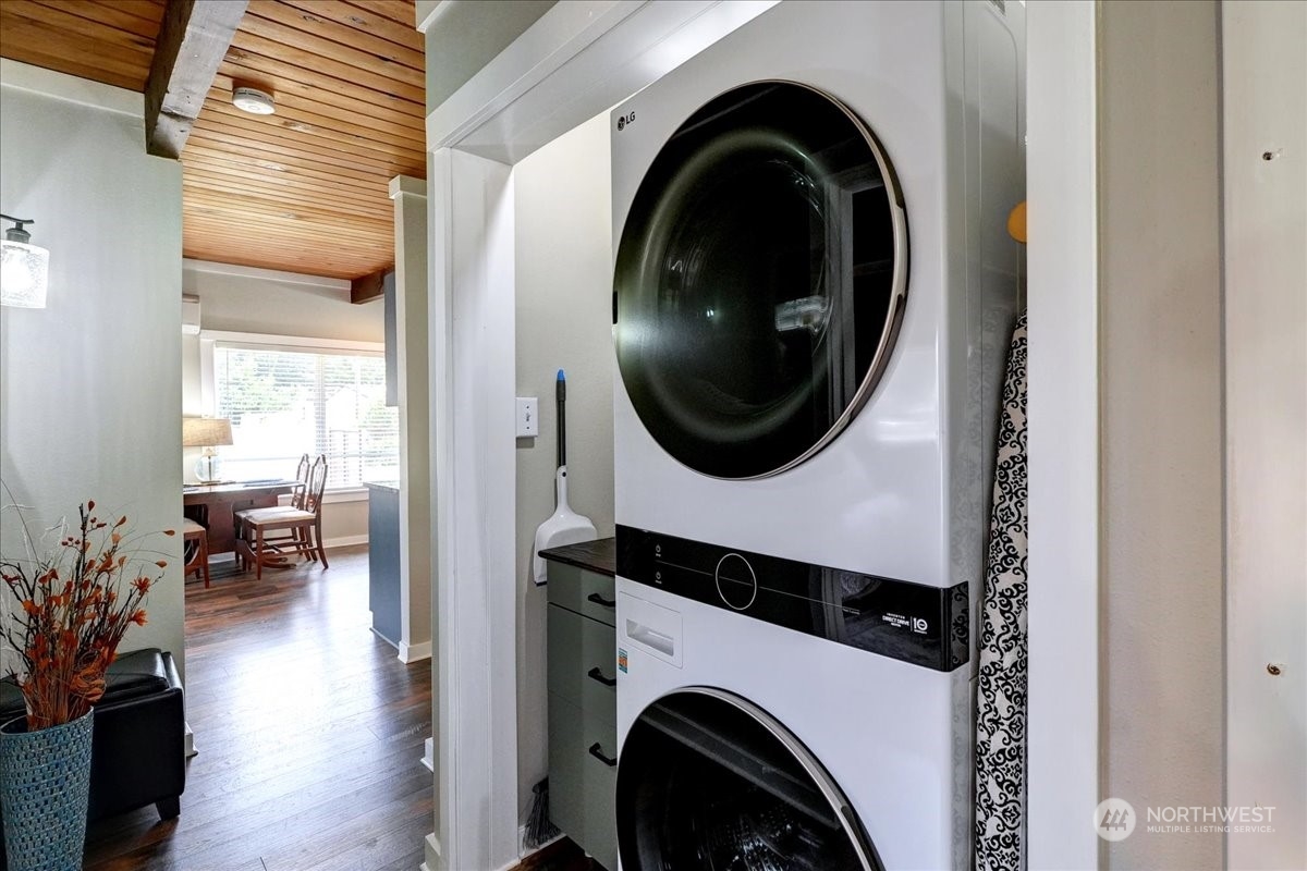 11711 Scott Creek Drive SW