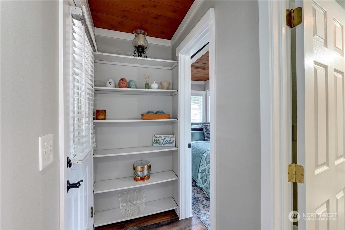 11711 Scott Creek Drive SW