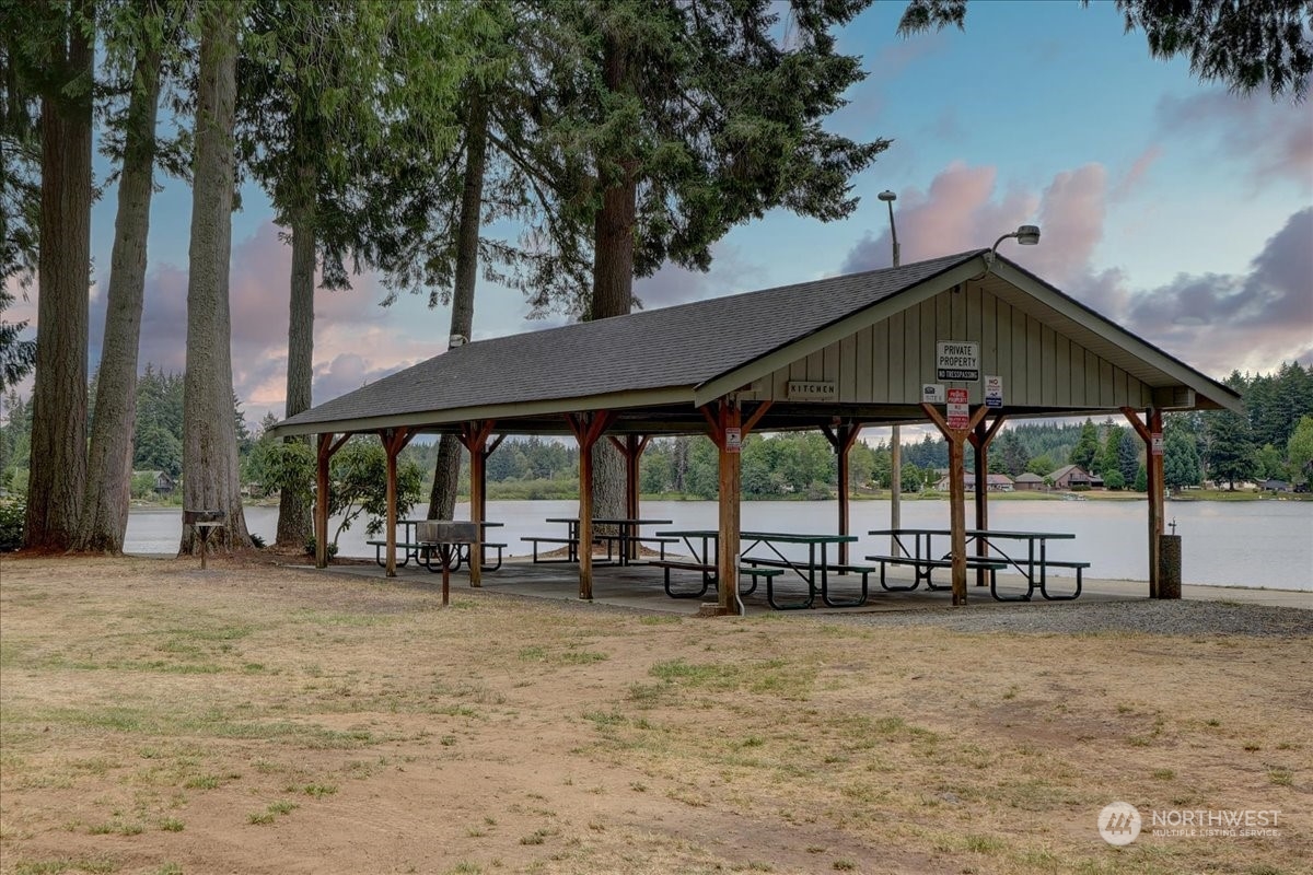 11711 Scott Creek Drive SW