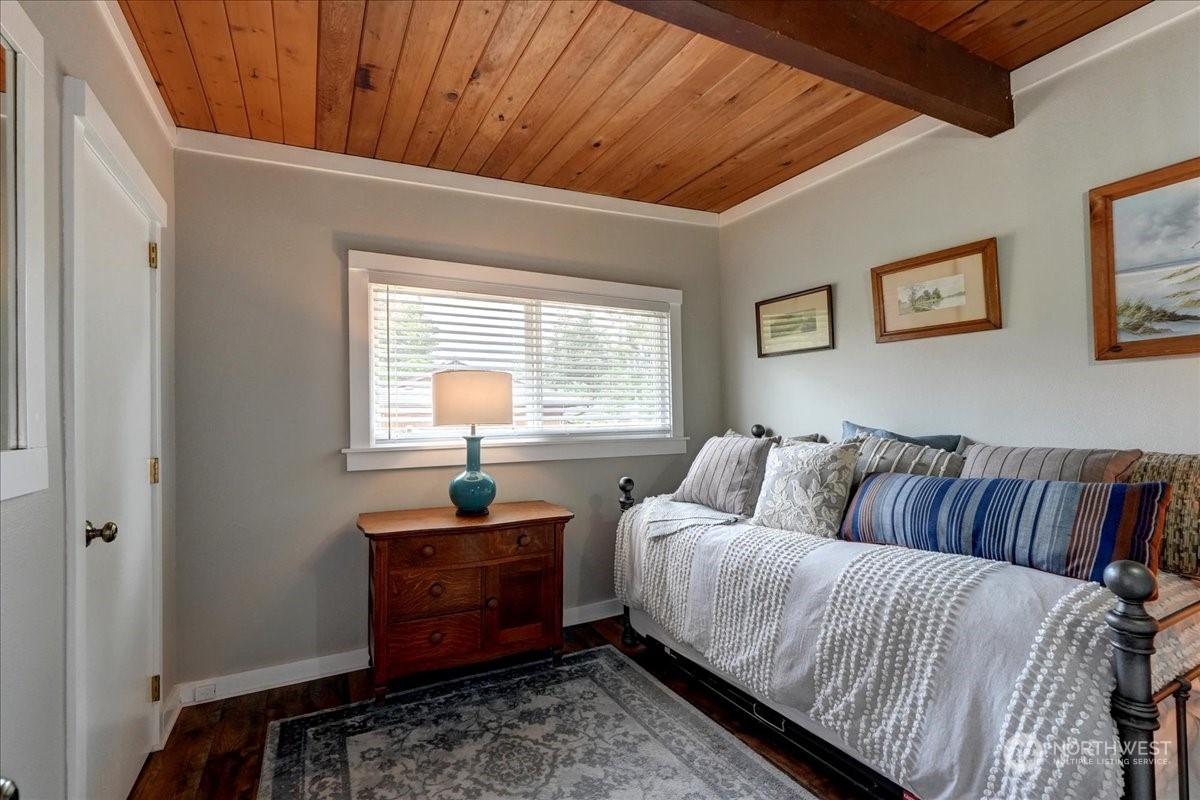 11711 Scott Creek Drive SW