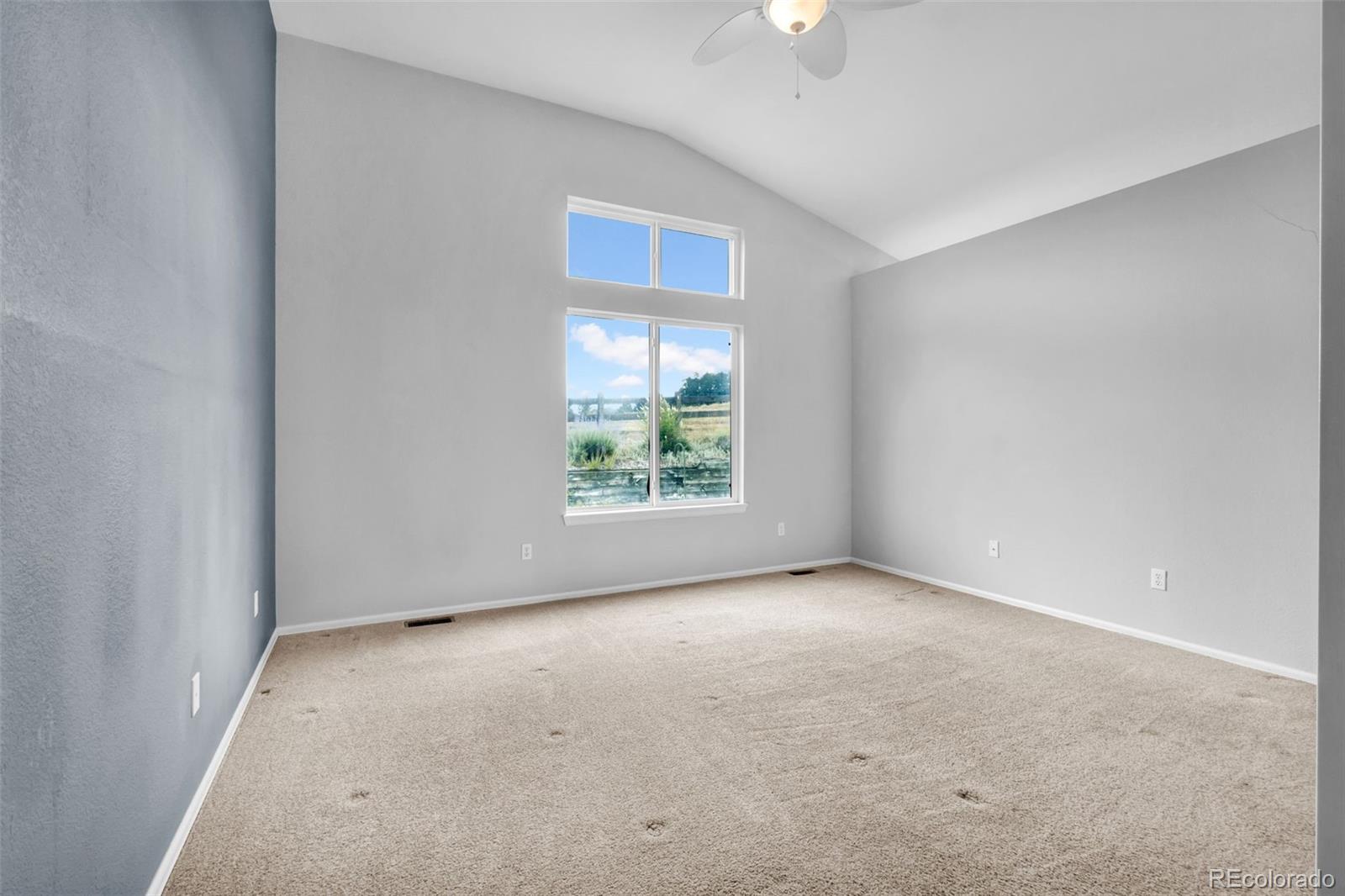 1048 Switch Grass Drive
