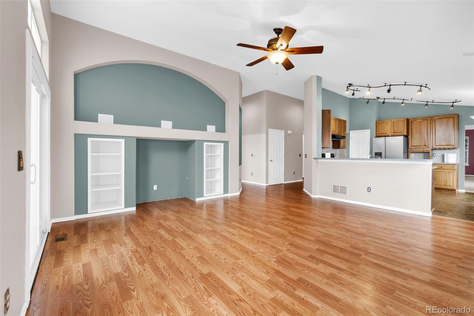 1048 Switch Grass Drive
