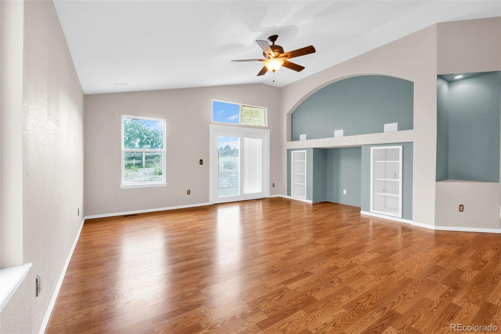 1048 Switch Grass Drive