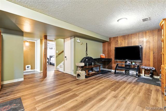 641 S Xenon Court