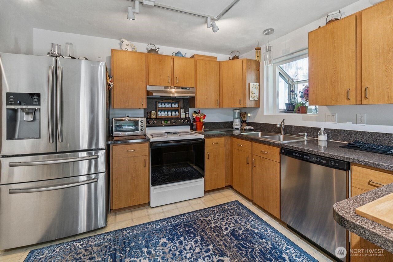 12530 Champion Drive SW