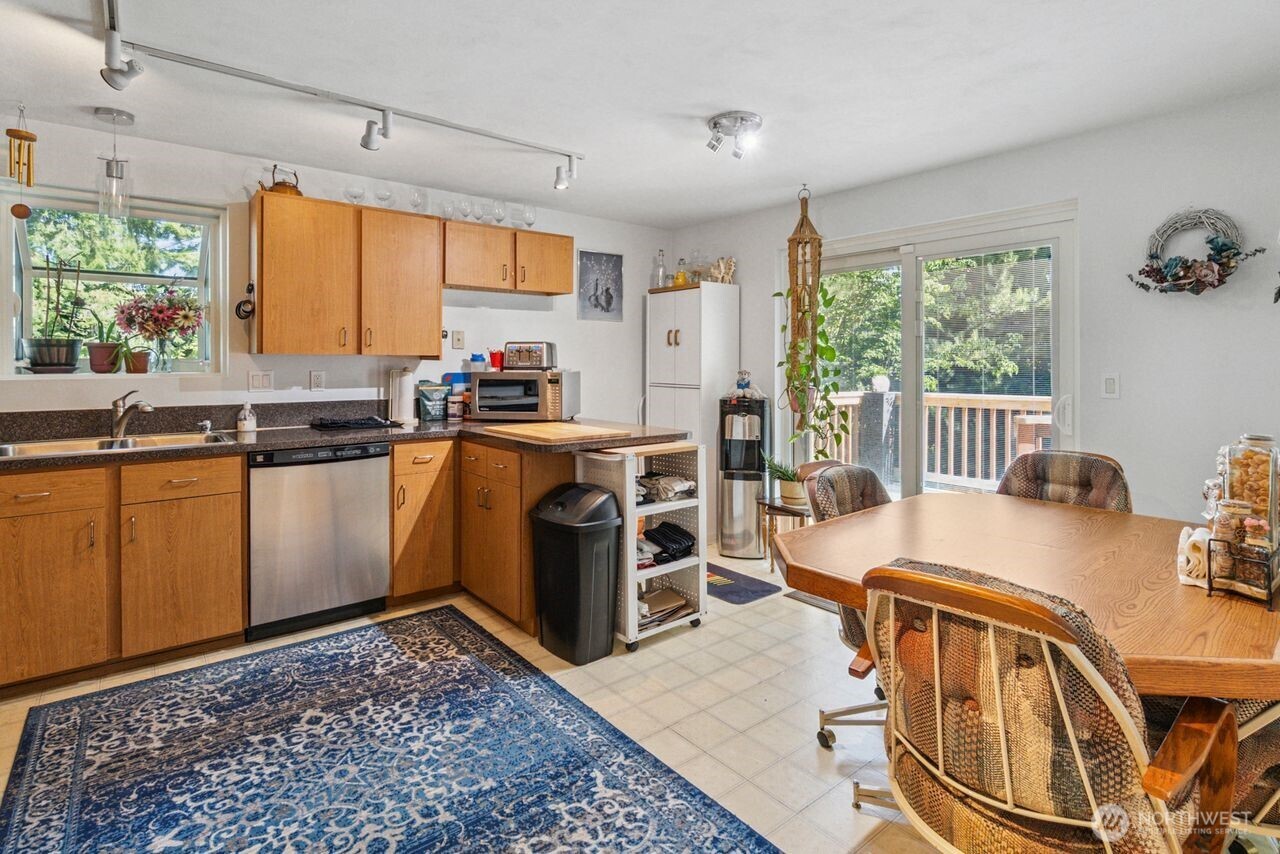 12530 Champion Drive SW