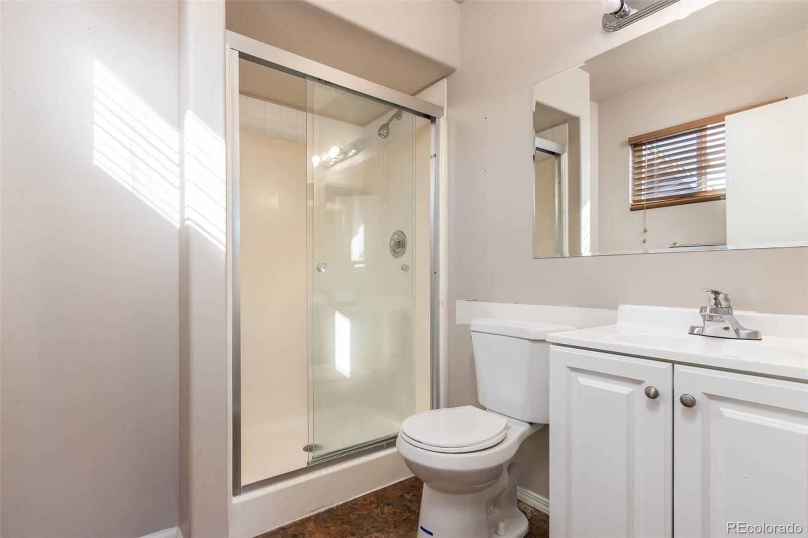 138 E Hahns Peak Avenue