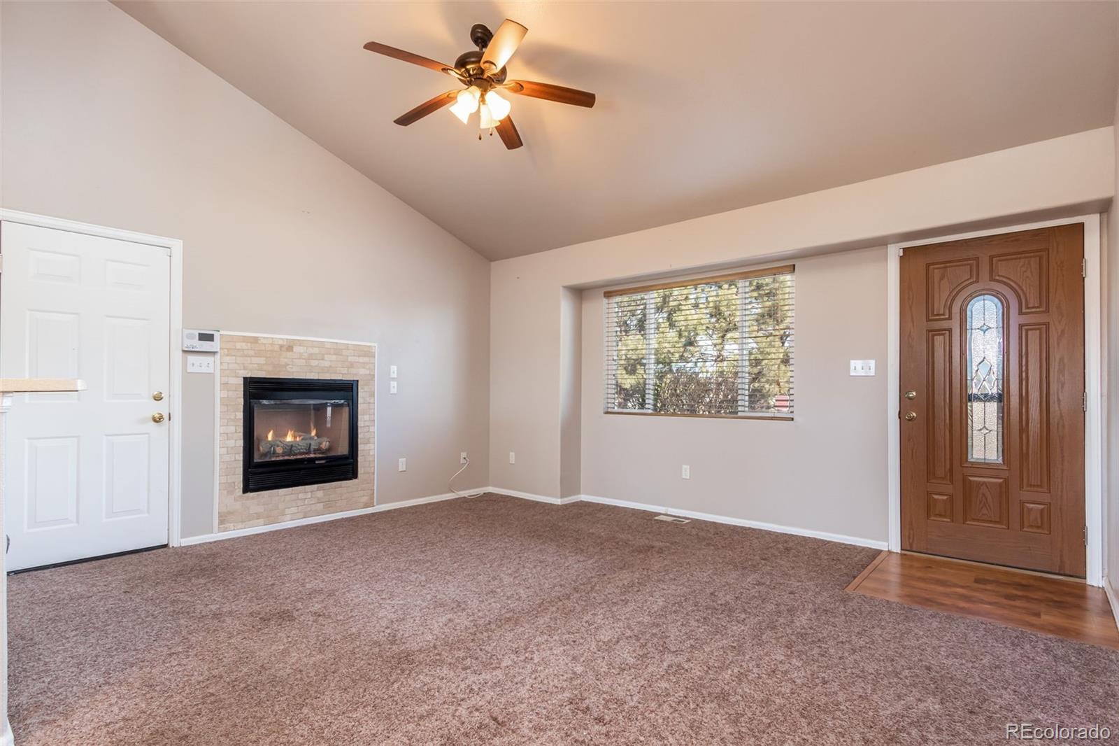 138 E Hahns Peak Avenue